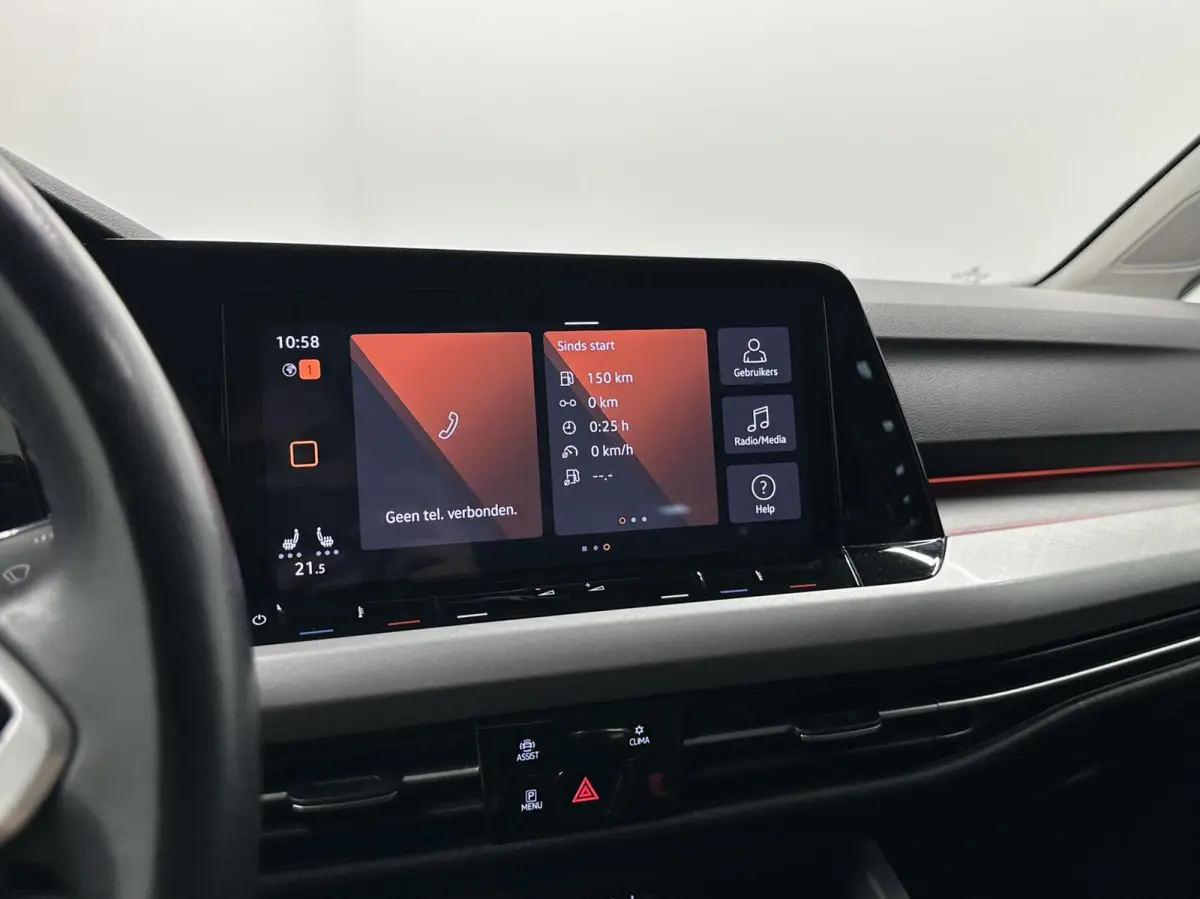 1.0 TSI Life Business TREKHAAK CARPLAY NAVI ADAPTIEF CRUISE.