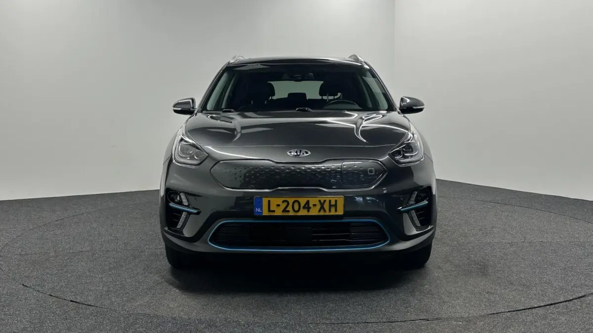 DynamicPlusLine 64 kWh CAMERA CARPLAY SCHUIF/KANTEL DAK NAVI ADAPTIEF CRUISE.