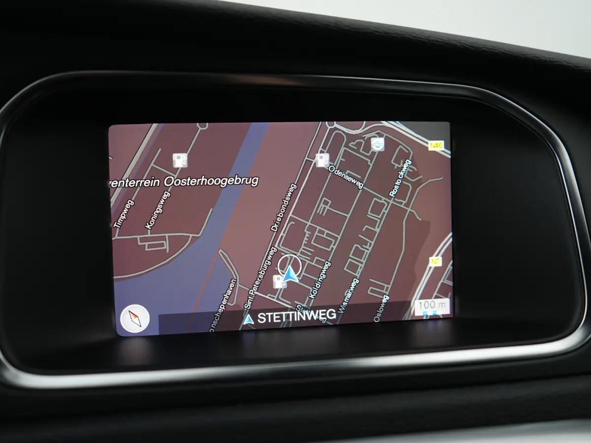 T3 Polar+ Sport | Panoramadak | Standkachel | Harman/Kardon | Volvo On Call | Camera | Nubuck-Leder | LED | R-Design