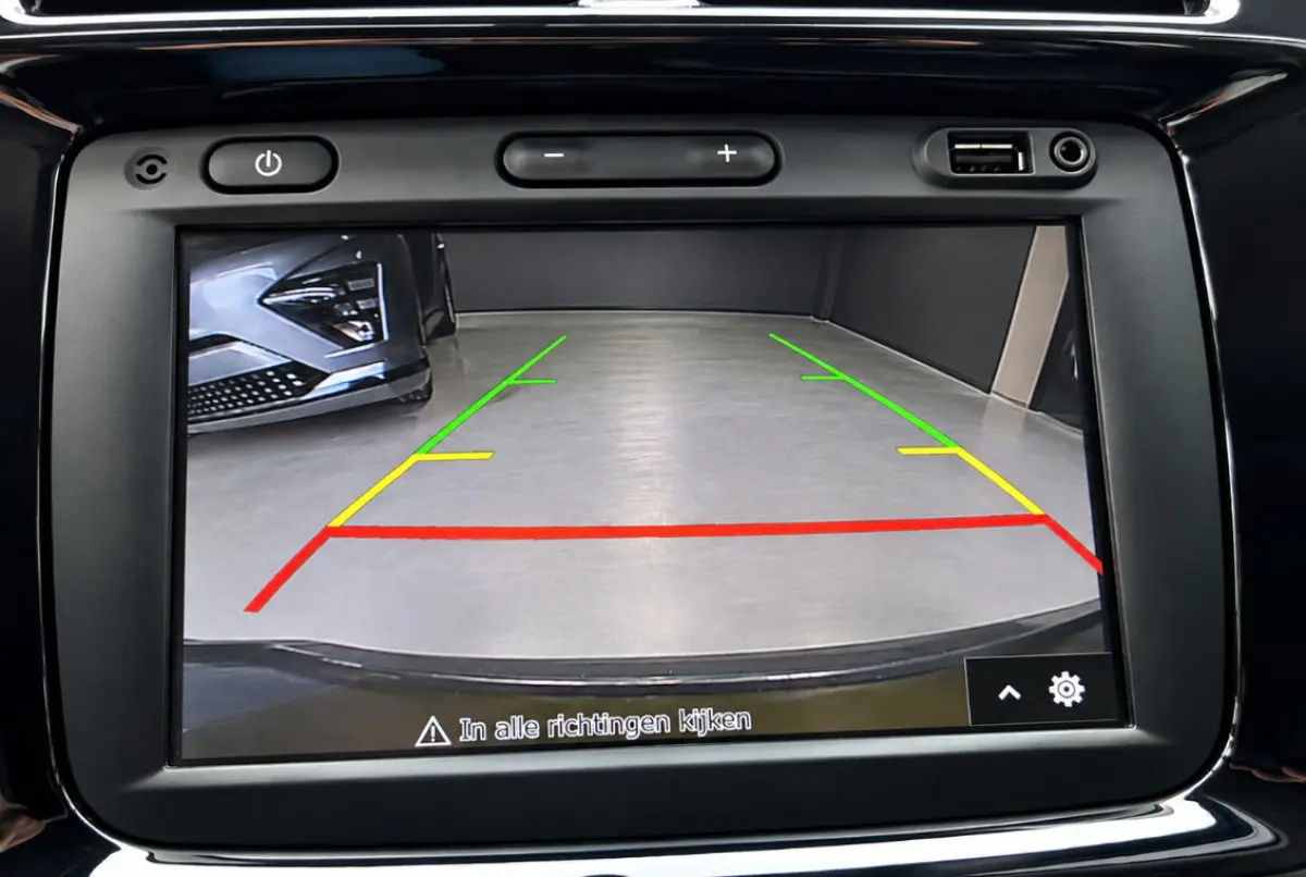 Expression 27 kWh SoH 93,1% | Apple & Android | Navigatie | Lederen Bekleding | NL Auto | Dealeronderhouden |