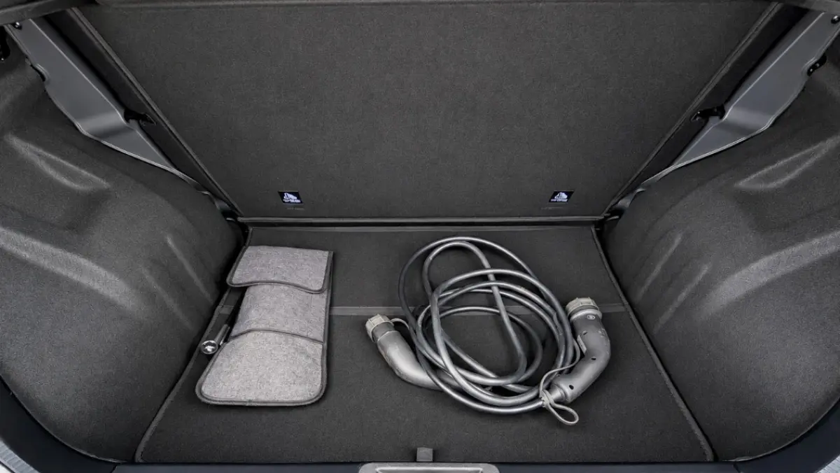 Expression 27 kWh SoH 93,1% | Apple & Android | Navigatie | Lederen Bekleding | NL Auto | Dealeronderhouden |