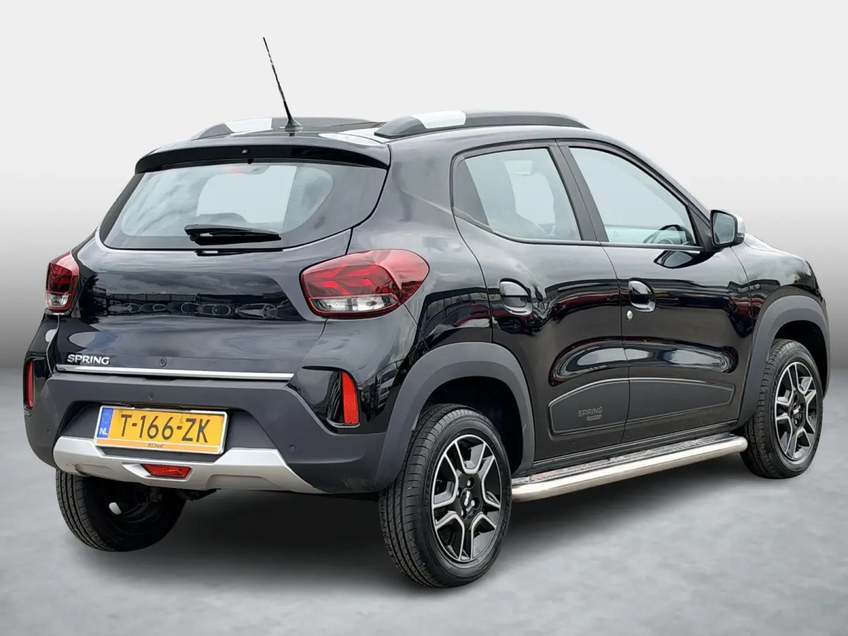 Expression 27 kWh SoH 93,1% | Apple & Android | Navigatie | Lederen Bekleding | NL Auto | Dealeronderhouden |