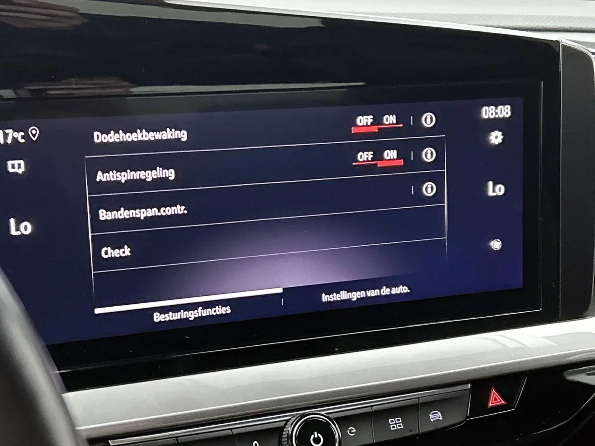 Ultimate 50-kWh 11kw bl. | 136pk | Lederen Bekleding | 32.000km! | Trekhaak | Navigatie | 89% SOH |