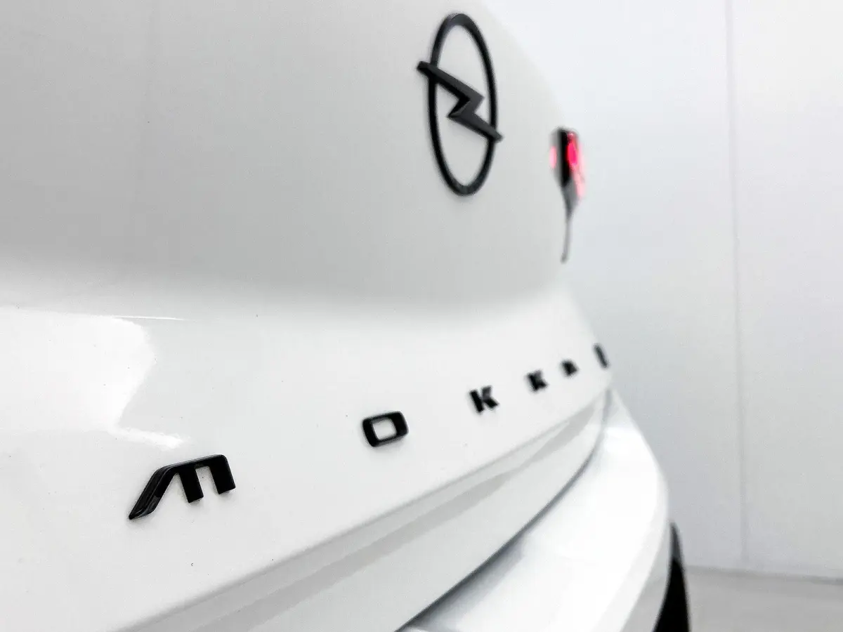 Ultimate 50-kWh 11kw bl. | 136pk | Lederen Bekleding | 32.000km! | Trekhaak | Navigatie | 89% SOH |