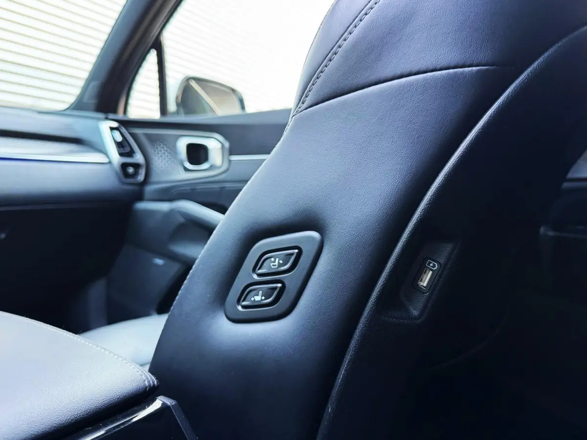 1.6 TGDI Hybrid Emotion P. Luxury 2WD 7p./360 camera/Panodak