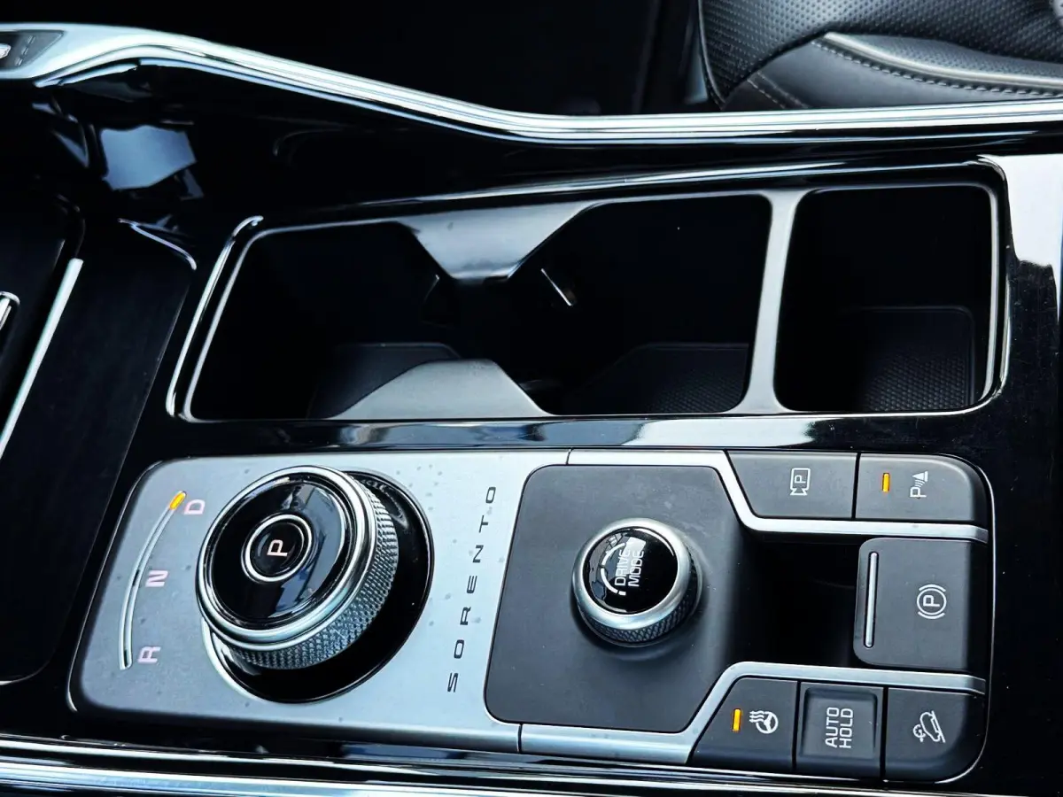 1.6 TGDI Hybrid Emotion P. Luxury 2WD 7p./360 camera/Panodak