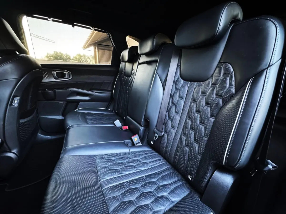 1.6 TGDI Hybrid Emotion P. Luxury 2WD 7p./360 camera/Panodak