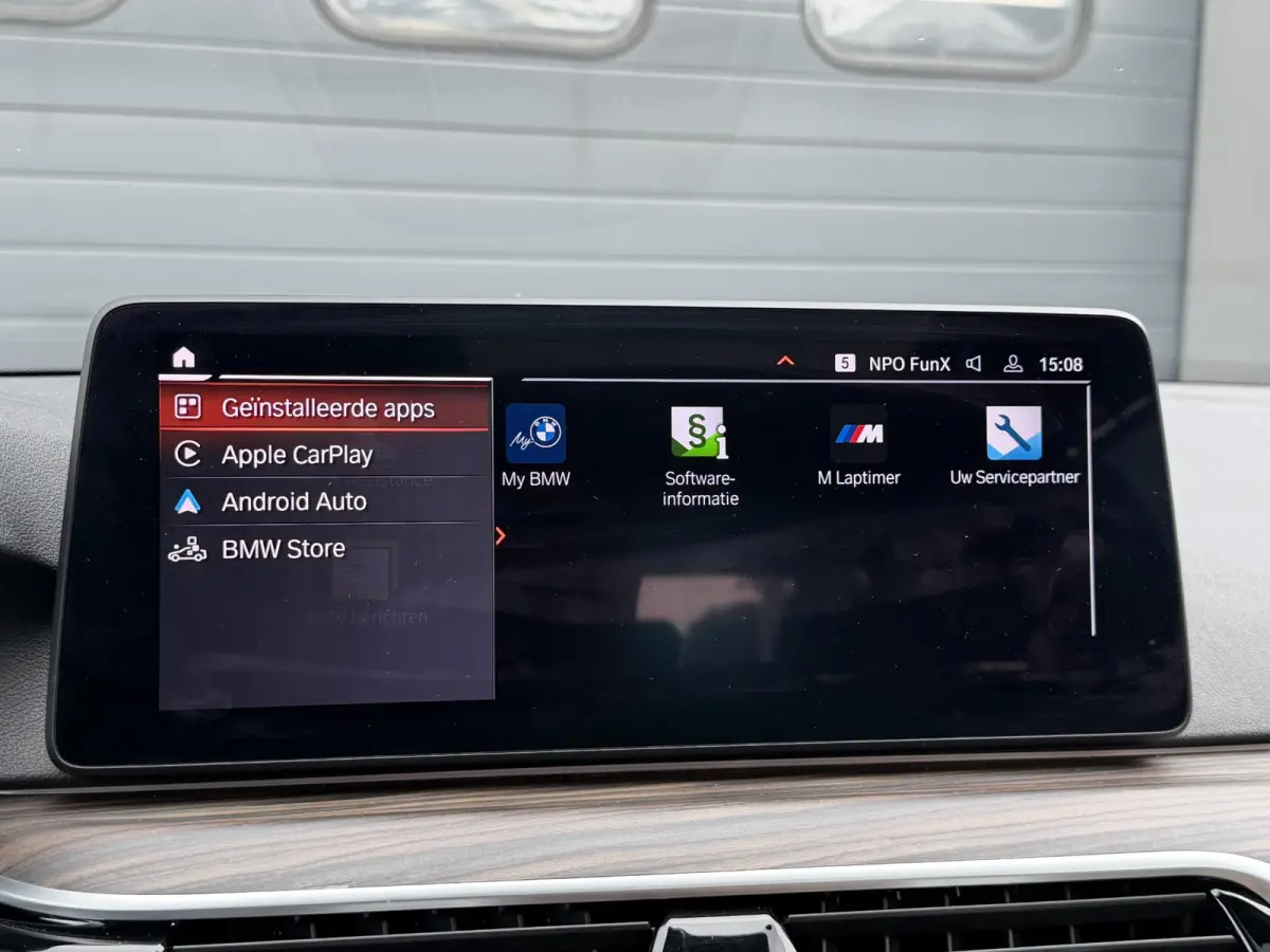 530i High Executive Edition M-Sport | Panoramadak | Harmon Kardon | Head-up | 360* Camera |