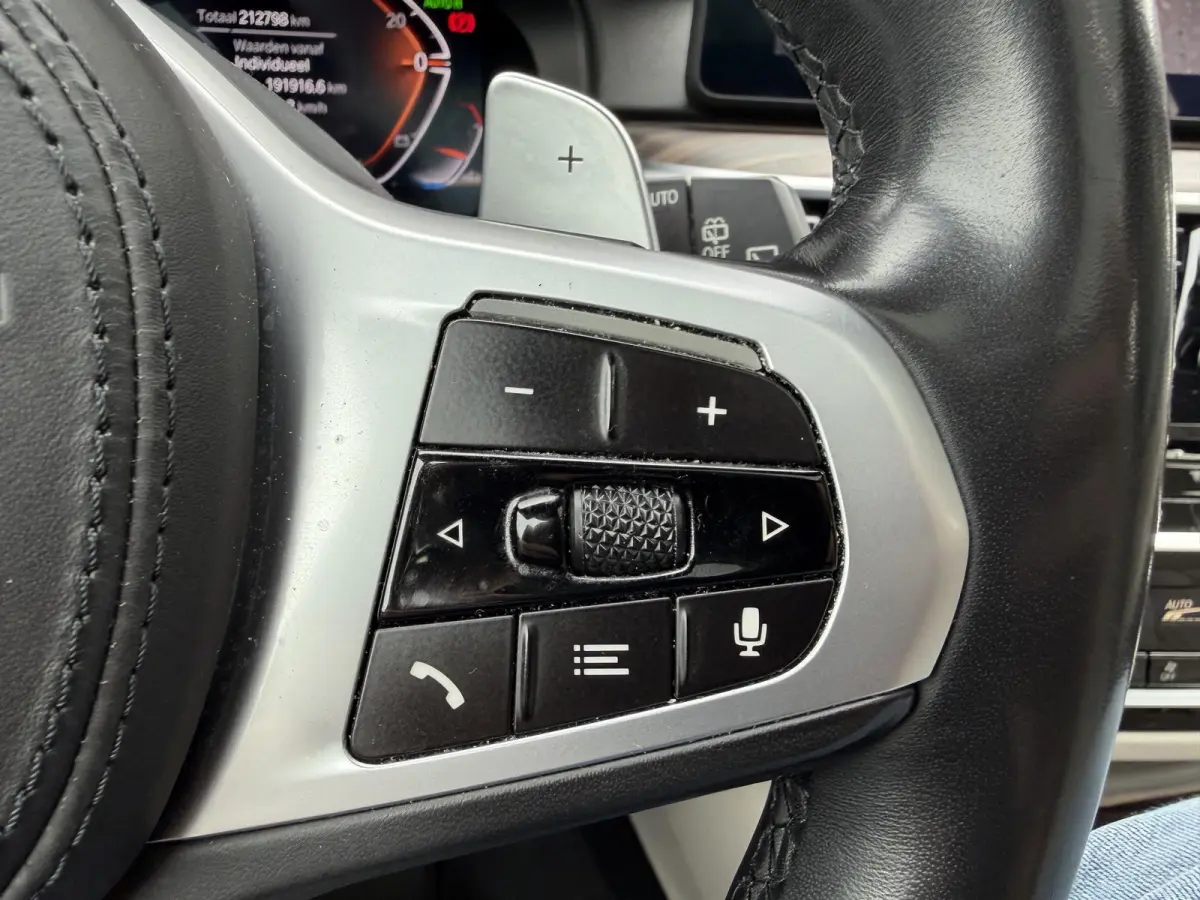 530i High Executive Edition M-Sport | Panoramadak | Harmon Kardon | Head-up | 360* Camera |