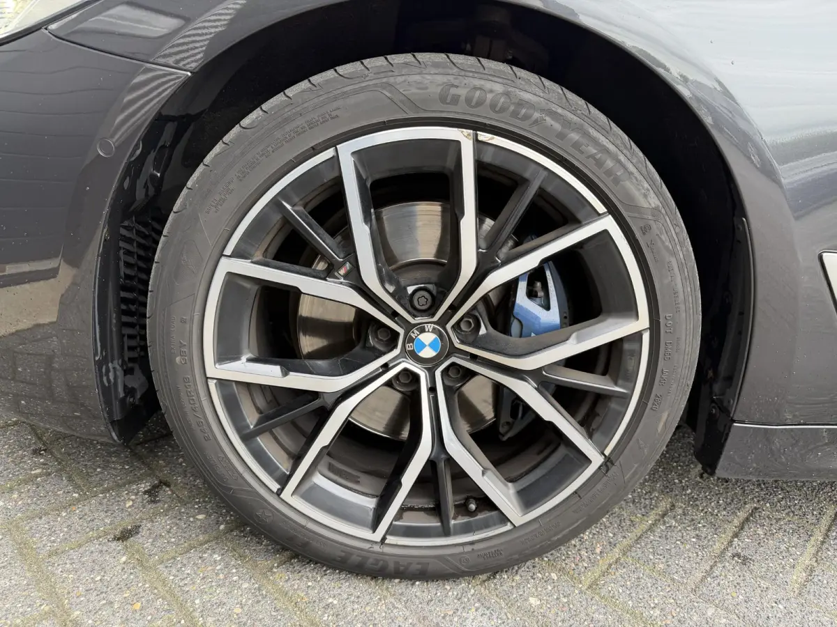 530i High Executive Edition M-Sport | Panoramadak | Harmon Kardon | Head-up | 360* Camera |