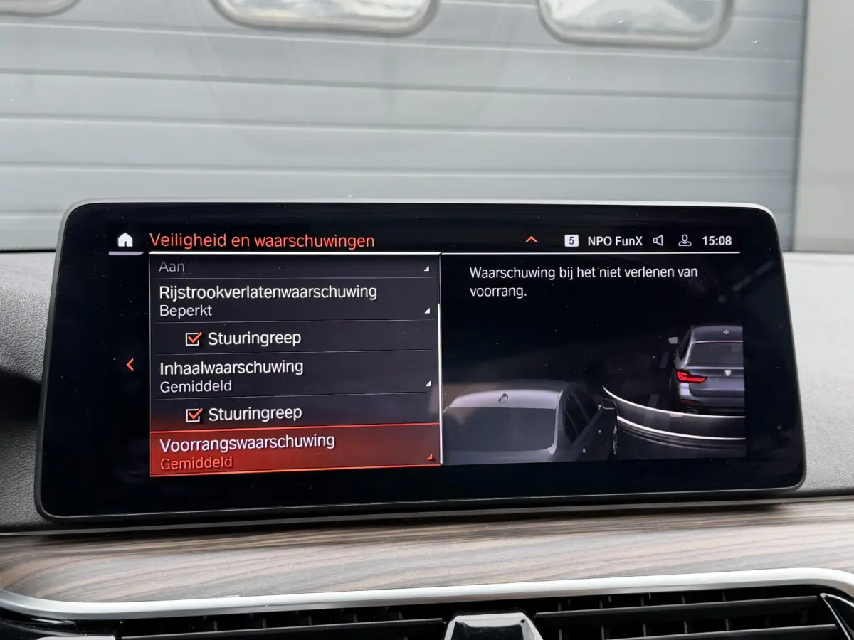 530i High Executive Edition M-Sport | Panoramadak | Harmon Kardon | Head-up | 360* Camera |