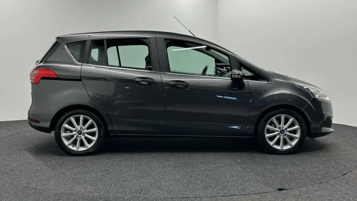 1.0 EcoBoost Titanium TREKHAAK LM ECC CRUISE 74000 KM.
