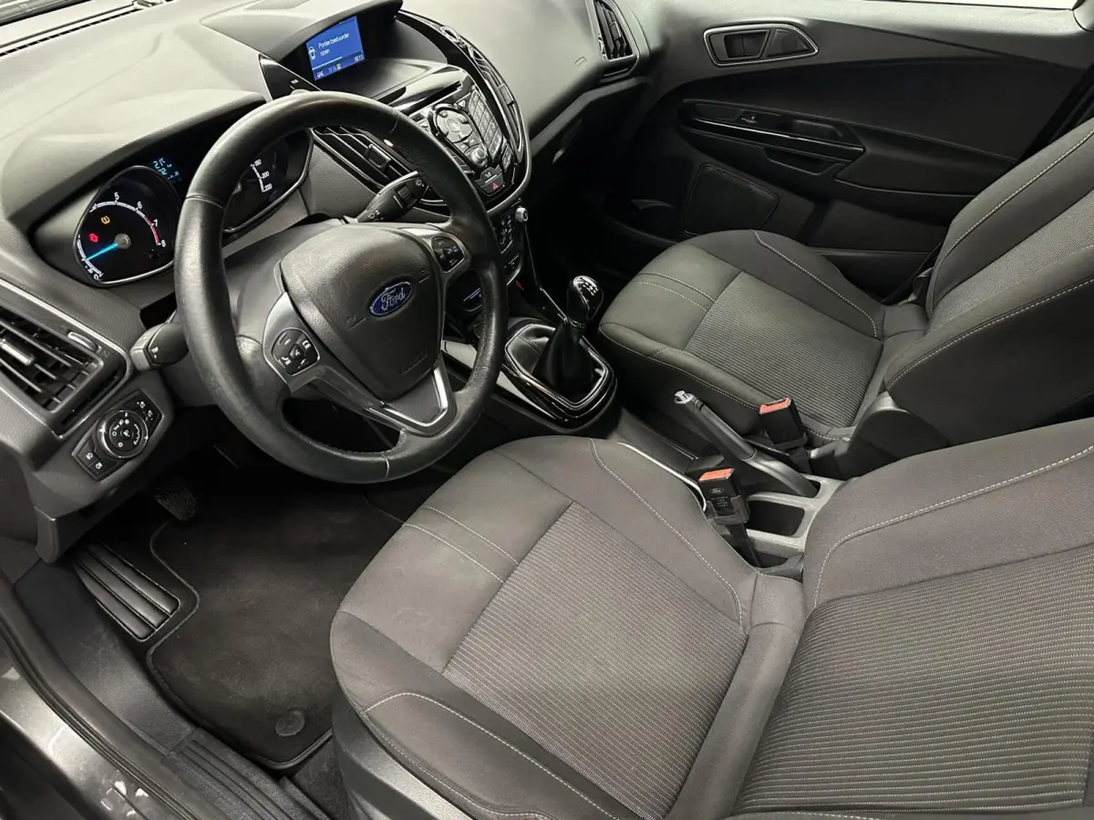 1.0 EcoBoost Titanium TREKHAAK LM ECC CRUISE 74000 KM.