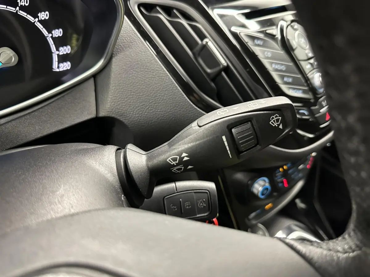 1.0 EcoBoost Titanium TREKHAAK LM ECC CRUISE 74000 KM.