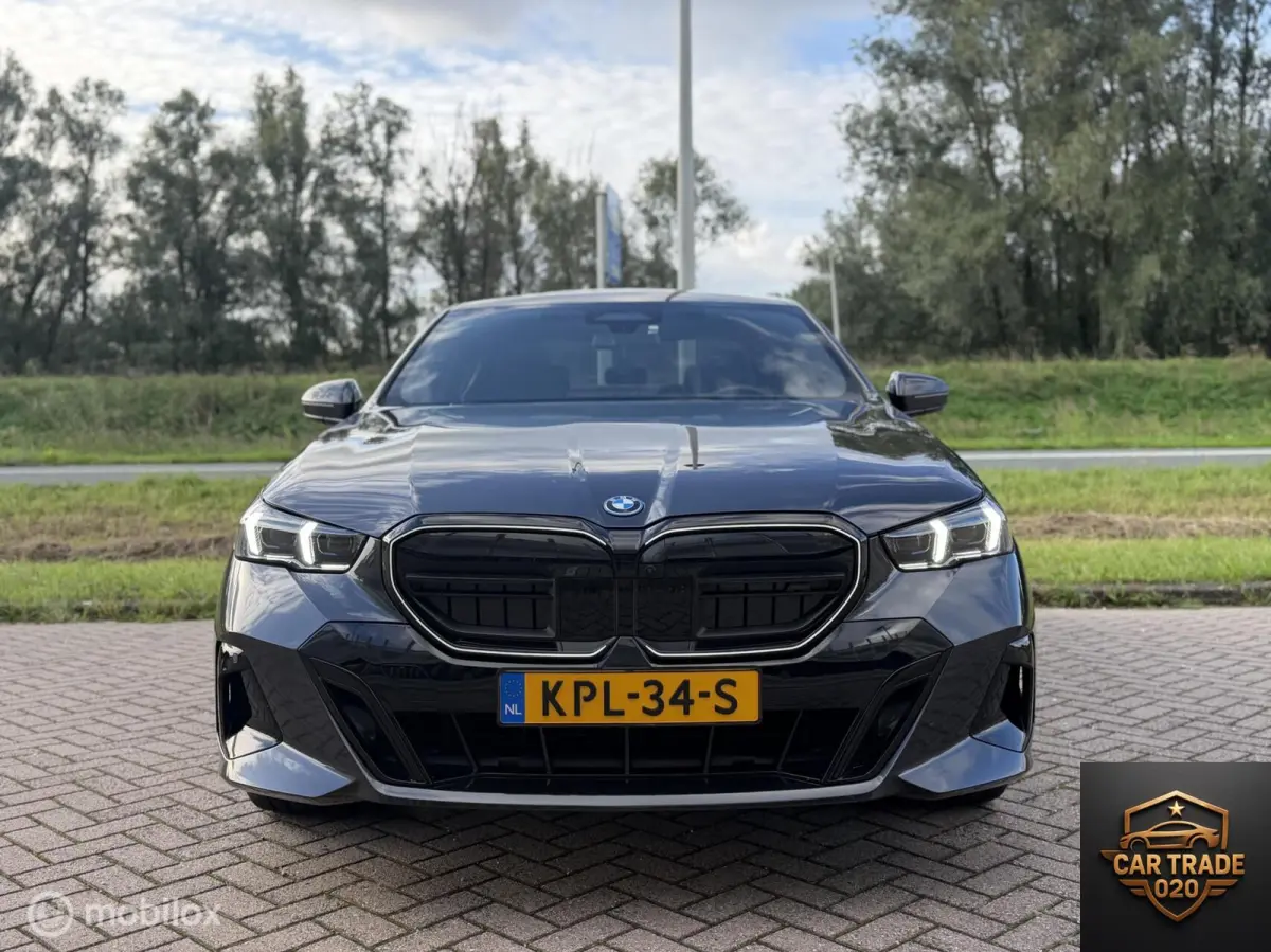 530e M-Sport PANO|SFEER|360|HUD|lEDER