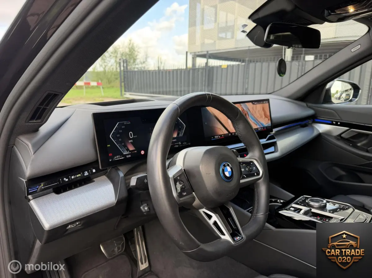 530e M-Sport PANO|SFEER|360|HUD|lEDER