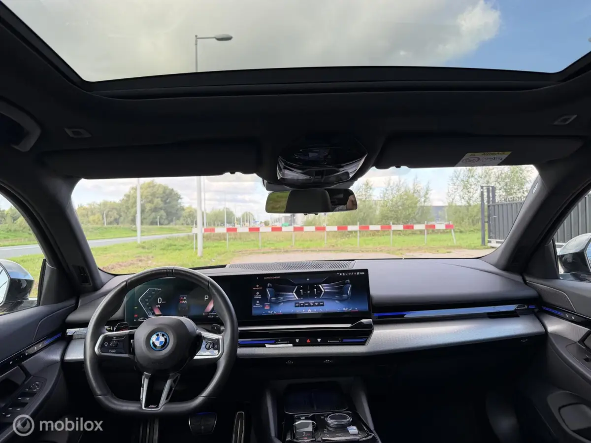 530e M-Sport PANO|SFEER|360|HUD|lEDER