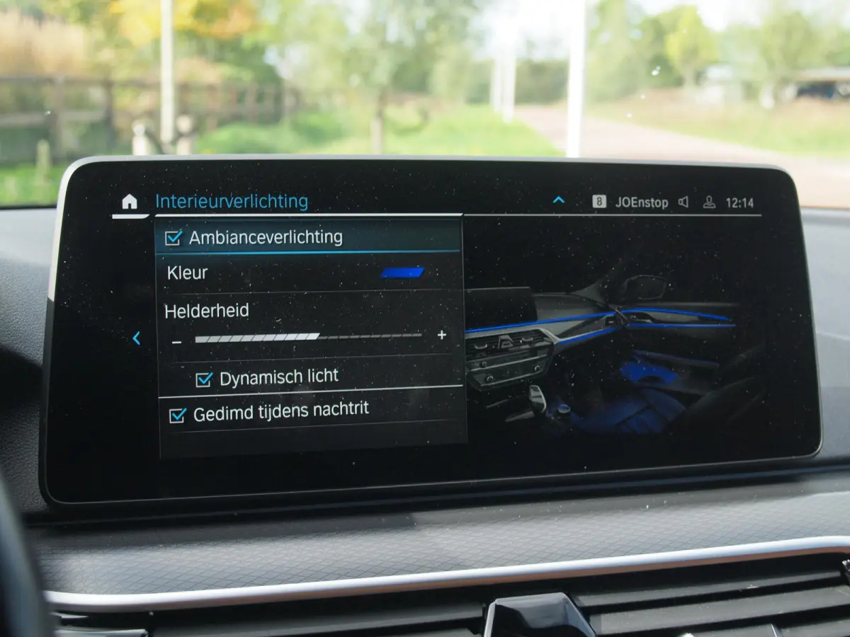530e Business Edition Plus | M-Pakket | Head-Up Display | LED-Laser | Camera | Sfeerverlichting | ACC | NL-Auto |