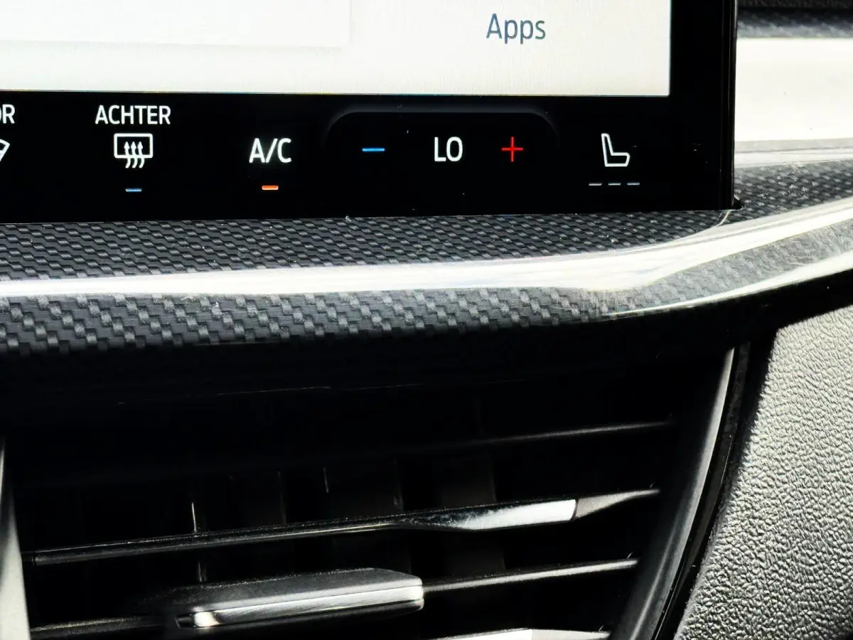 1.0 EcoBoost Hybrid ST Line/stuurver/stoelver