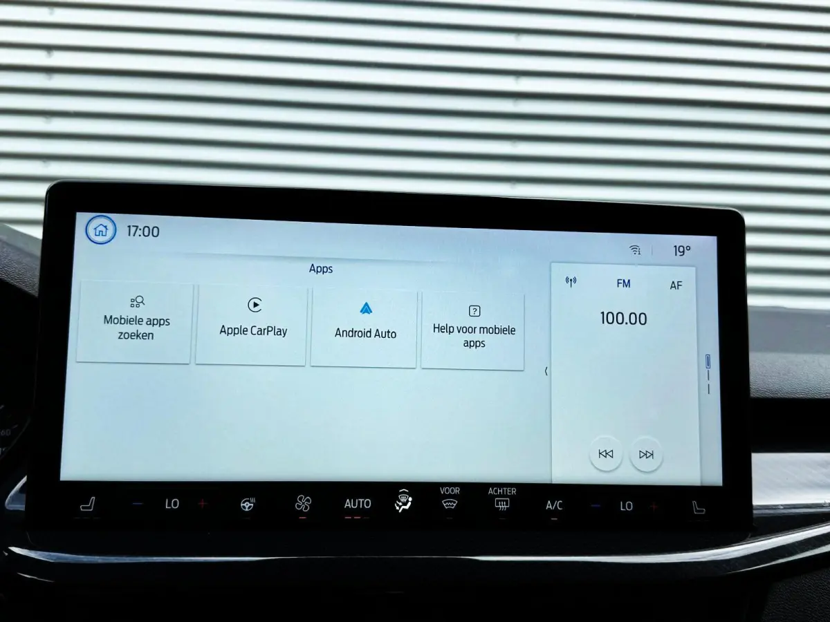 1.0 EcoBoost Hybrid ST Line/stuurver/stoelver