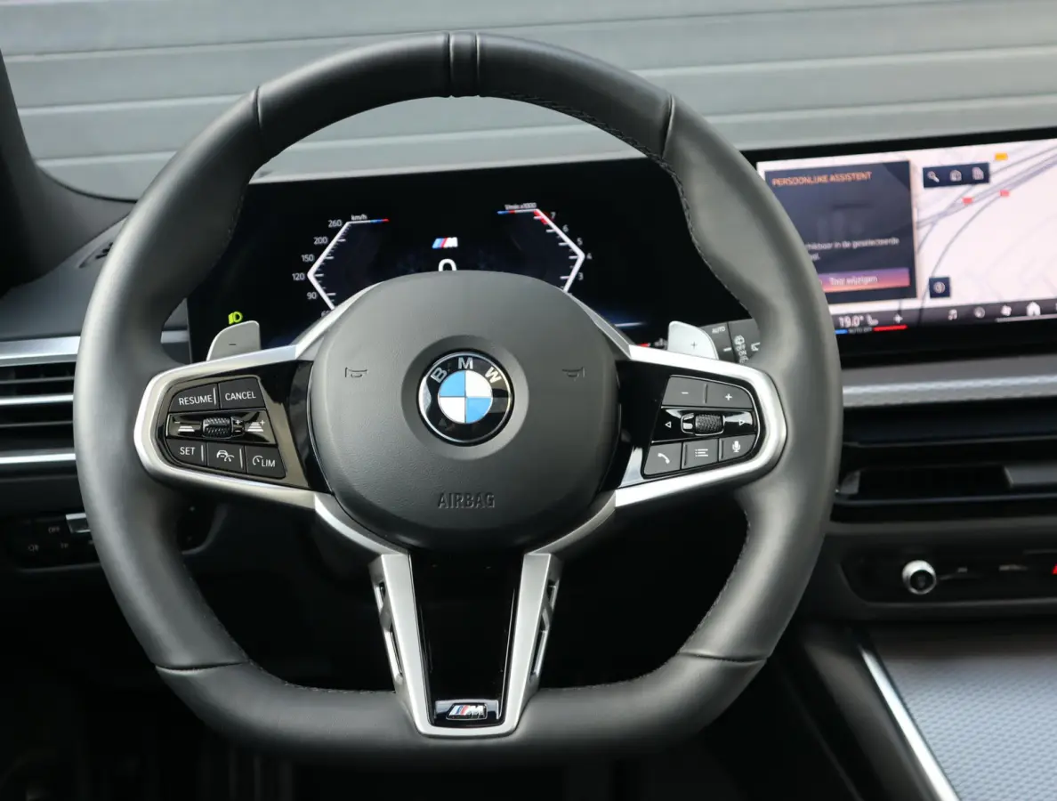 330i xDrive | Pano | HUD  | 360 Camera | Trekhaak