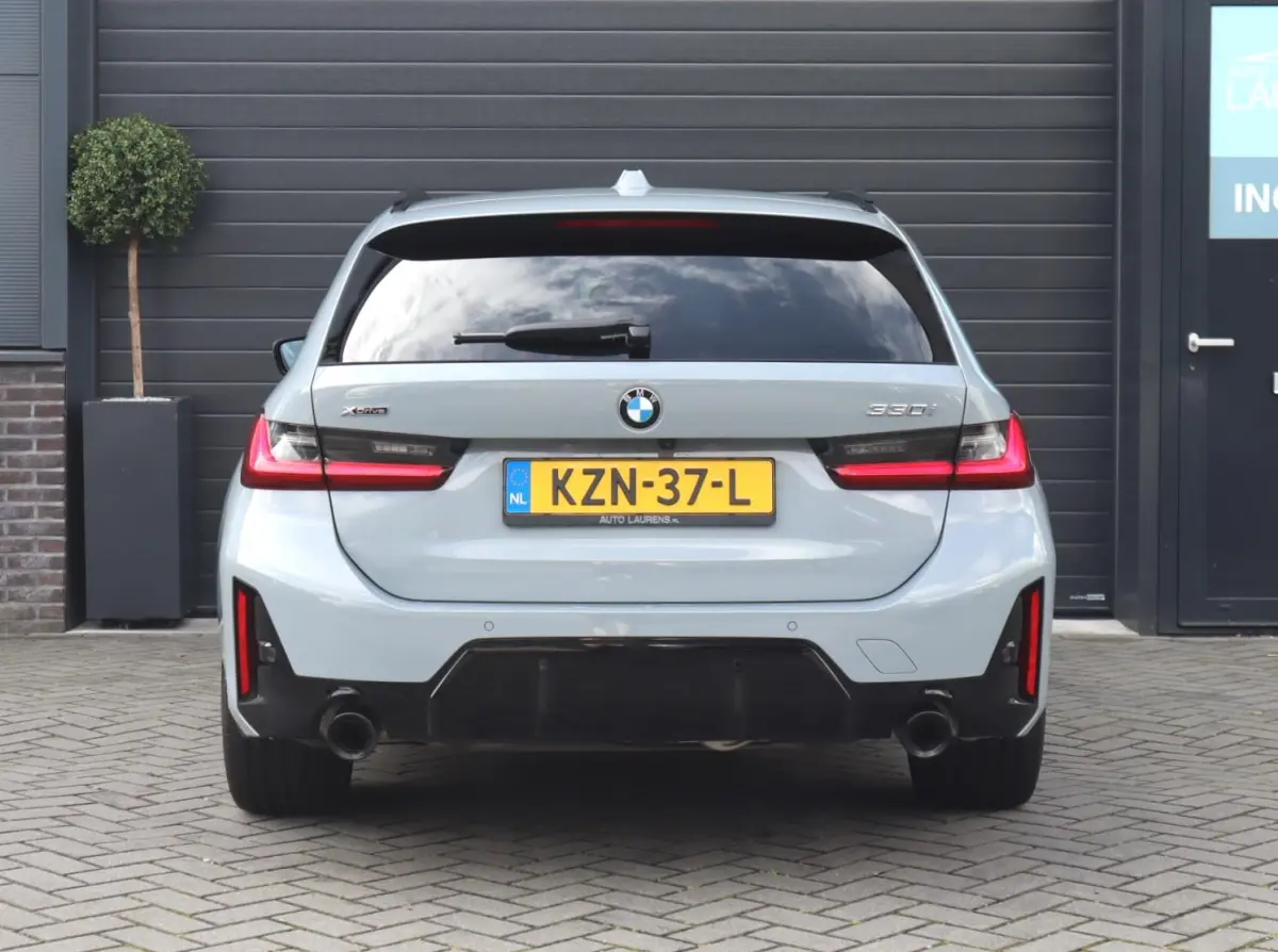 330i xDrive | Pano | HUD  | 360 Camera | Trekhaak