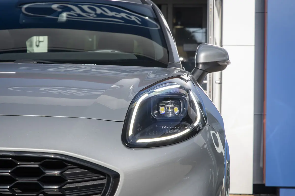 1.0 EcoBoost ST-Line | Apple Carplay/Android Auto | Cruise control | Keyless | Stoel- Stuurverwarming | Apple Carplay/Android Auto|telefoonintegratie premium | Cruise control | Hemelbekledin