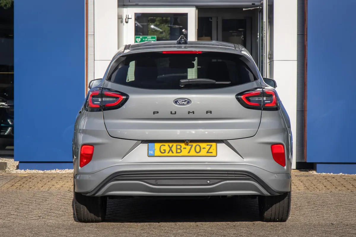 1.0 EcoBoost ST-Line | Apple Carplay/Android Auto | Cruise control | Keyless | Stoel- Stuurverwarming | Apple Carplay/Android Auto|telefoonintegratie premium | Cruise control | Hemelbekledin