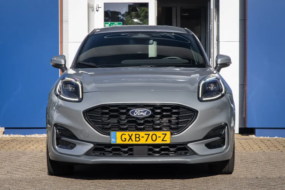 1.0 EcoBoost ST-Line | Apple Carplay/Android Auto | Cruise control | Keyless | Stoel- Stuurverwarming | Apple Carplay/Android Auto|telefoonintegratie premium | Cruise control | Hemelbekledin
