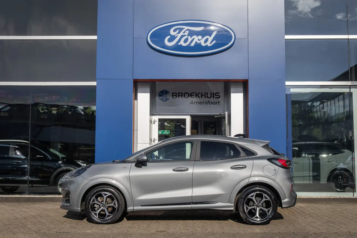 1.0 EcoBoost ST-Line | Apple Carplay/Android Auto | Cruise control | Keyless | Stoel- Stuurverwarming | Apple Carplay/Android Auto|telefoonintegratie premium | Cruise control | Hemelbekledin