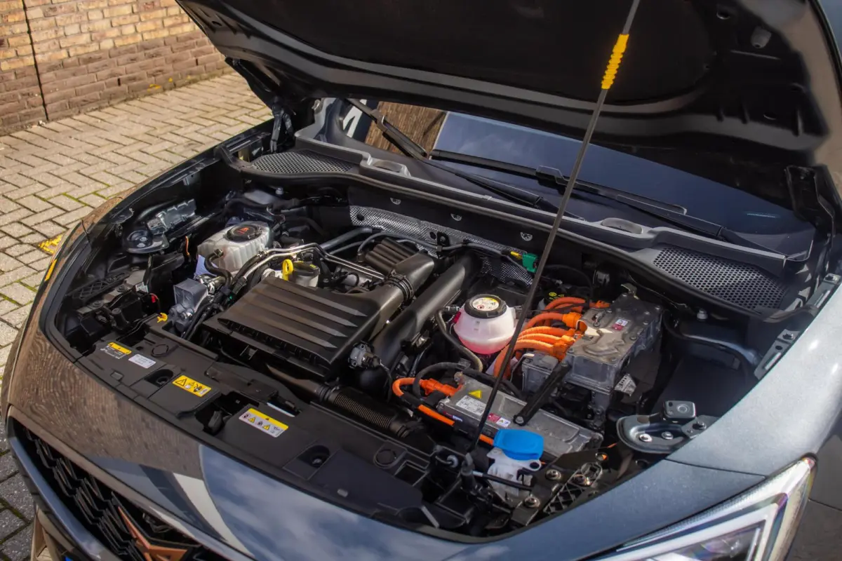 1.4 e-Hybrid VZ Performance VOL!, Pano, Leer