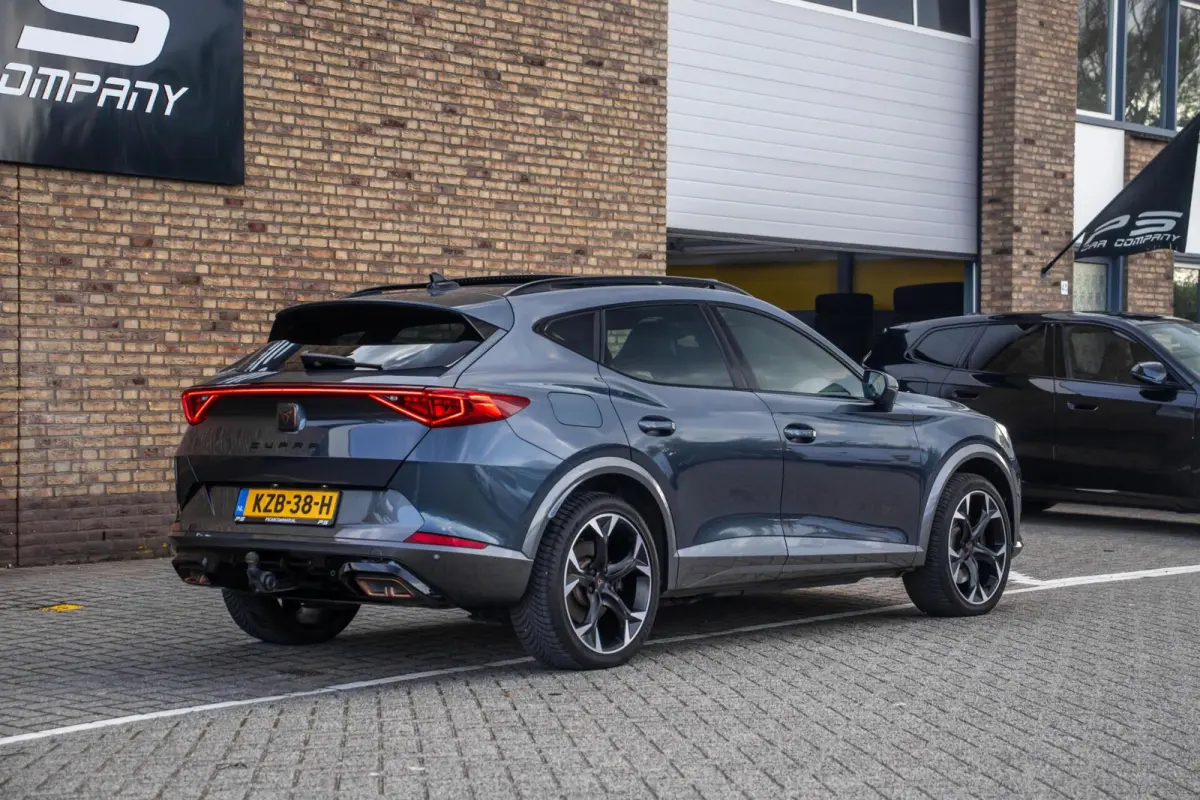 1.4 e-Hybrid VZ Performance VOL!, Pano, Leer
