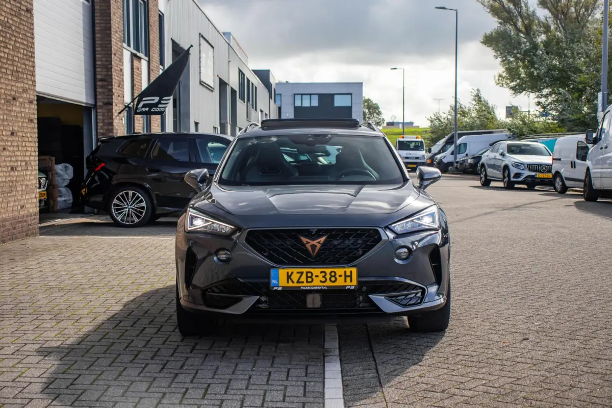 1.4 e-Hybrid VZ Performance VOL!, Pano, Leer
