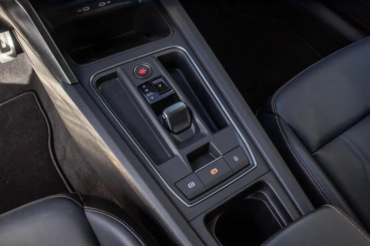 1.4 e-Hybrid VZ Performance VOL!, Pano, Leer