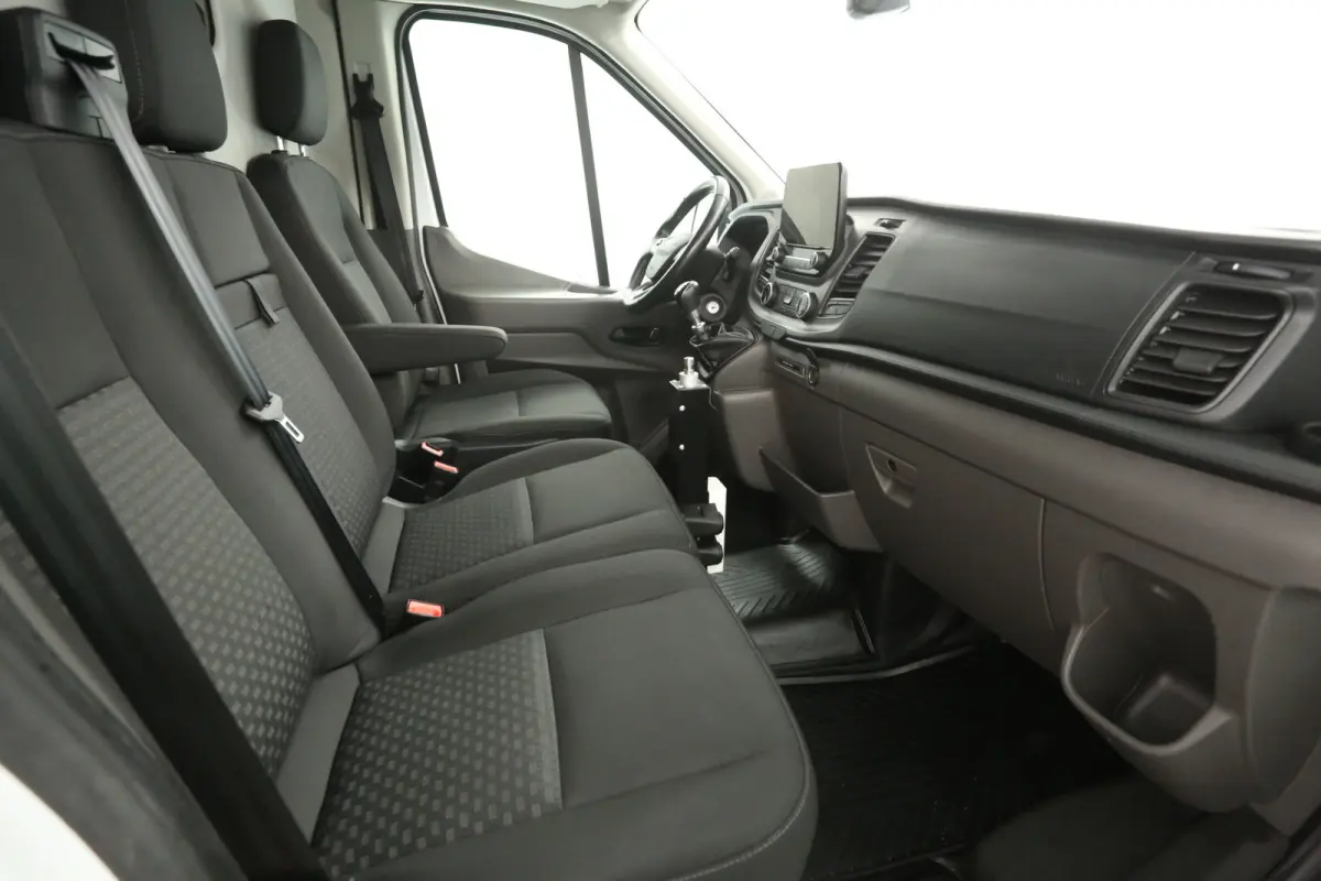 2.0 Ecoblue L2H2 | Airco | Camera | Cruise | 3 Zits | Carplay | Trekhaak | Parkeersens.
