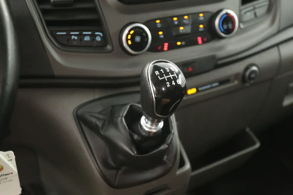 2.0 Ecoblue L2H2 | Airco | Camera | Cruise | 3 Zits | Carplay | Trekhaak | Parkeersens.