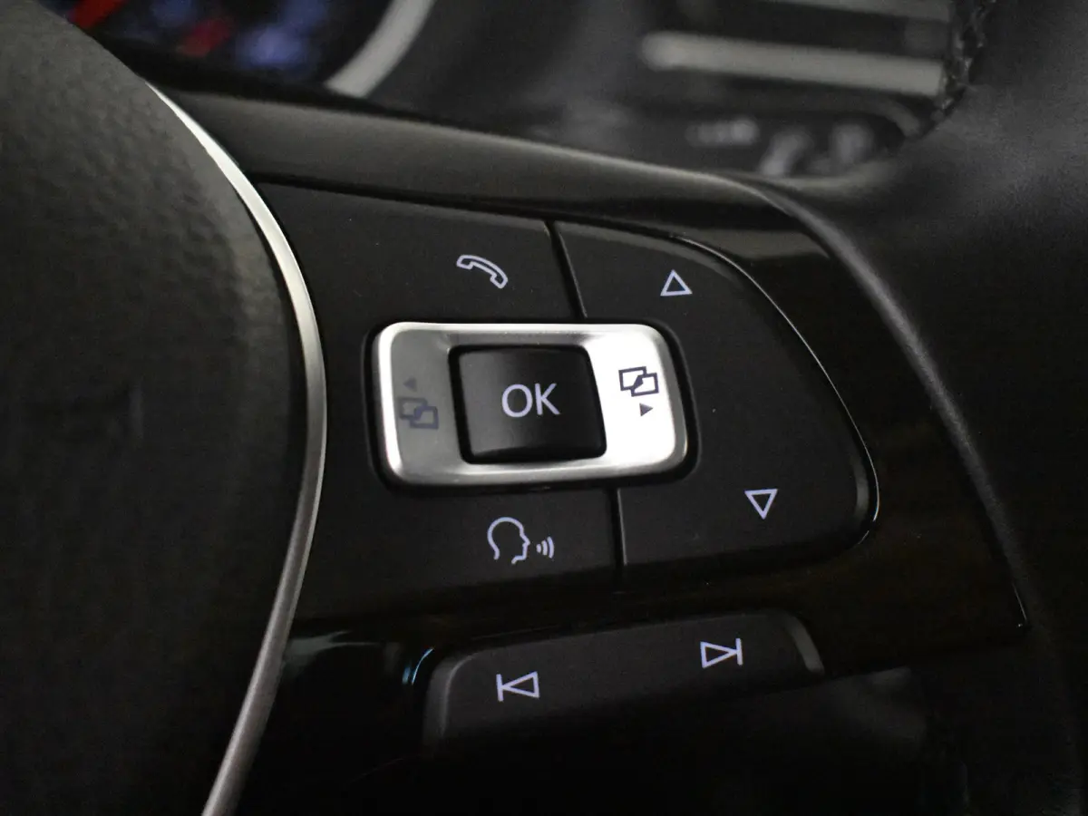1.4 TSI Comfortline l Cruise Control l Metallic lak l Navigatie l Apple Car Play/Android l Multifunct. Stuurwiel l Climate Control l