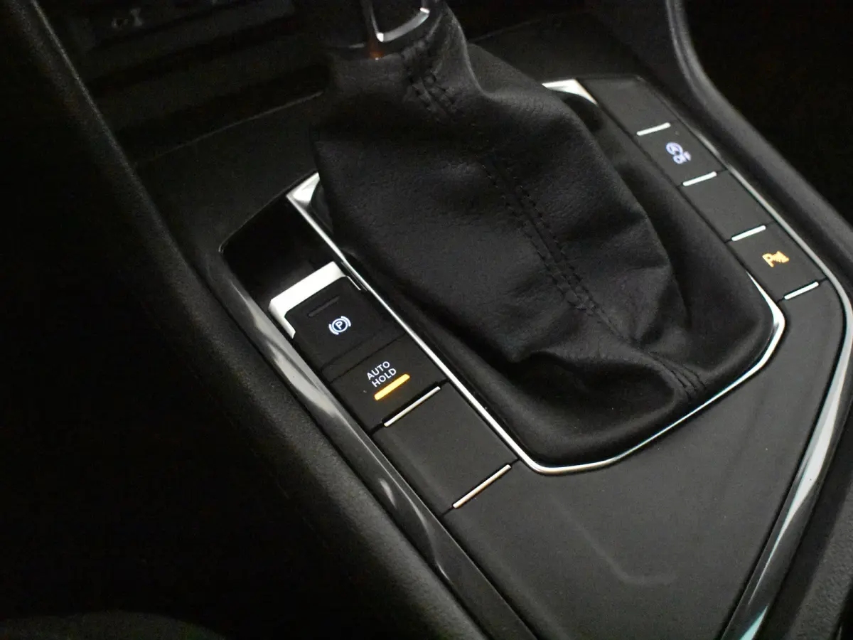 1.4 TSI Comfortline l Cruise Control l Metallic lak l Navigatie l Apple Car Play/Android l Multifunct. Stuurwiel l Climate Control l