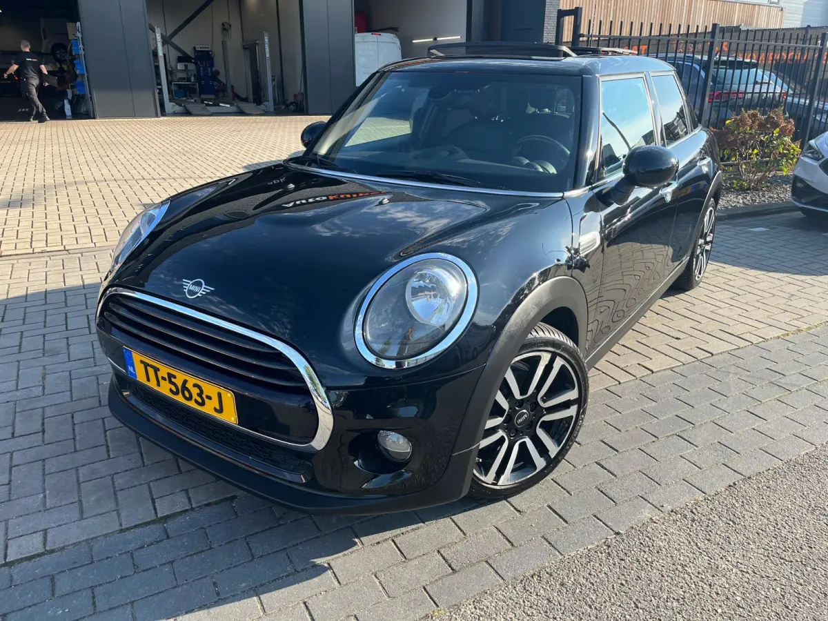 1.5 Cooper | Leder | Panoramadak | Navi