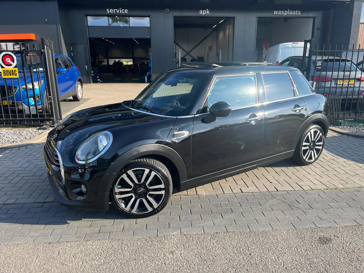 1.5 Cooper | Leder | Panoramadak | Navi