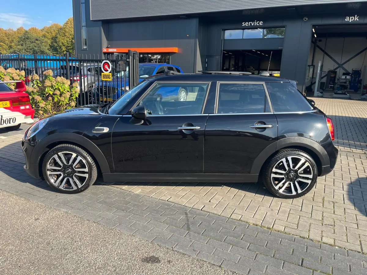 1.5 Cooper | Leder | Panoramadak | Navi