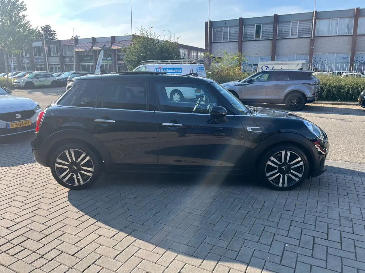 1.5 Cooper | Leder | Panoramadak | Navi