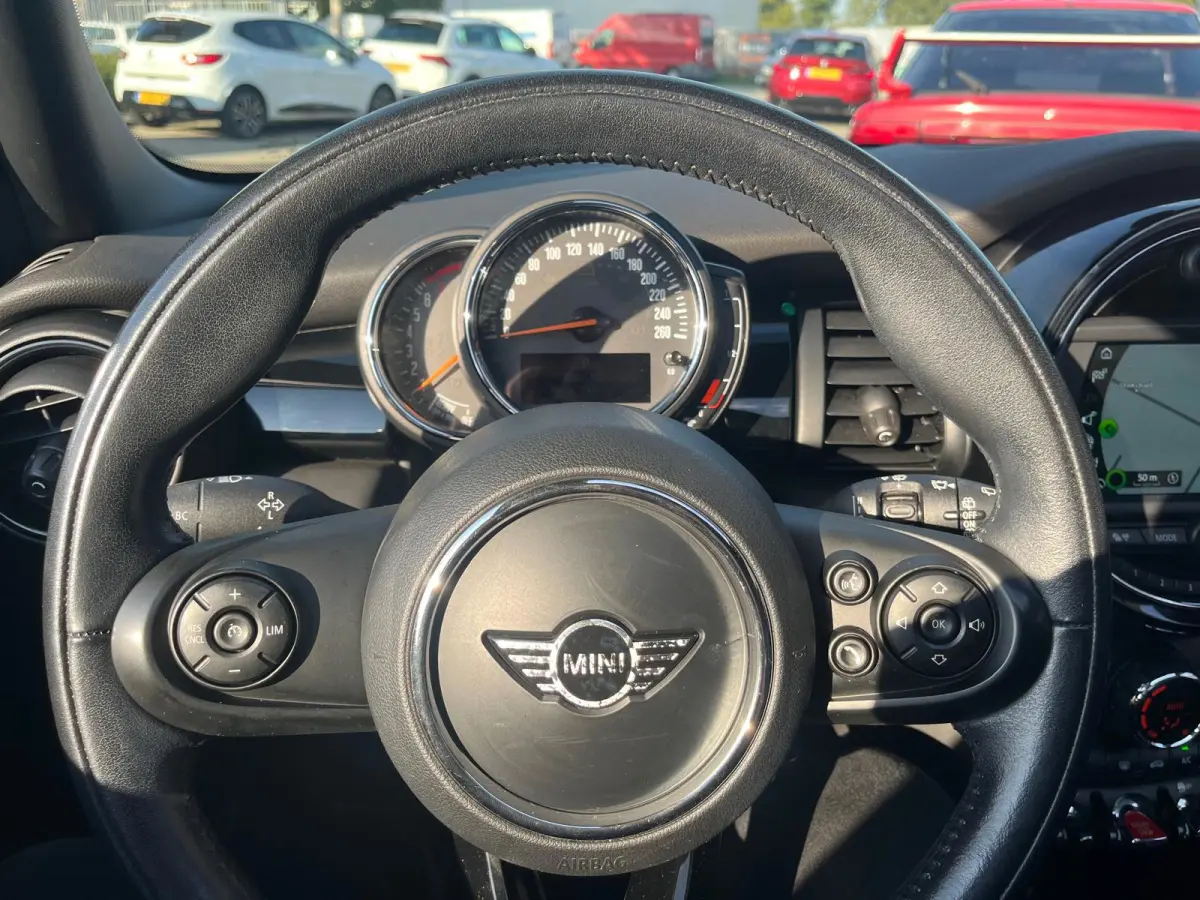 1.5 Cooper | Leder | Panoramadak | Navi