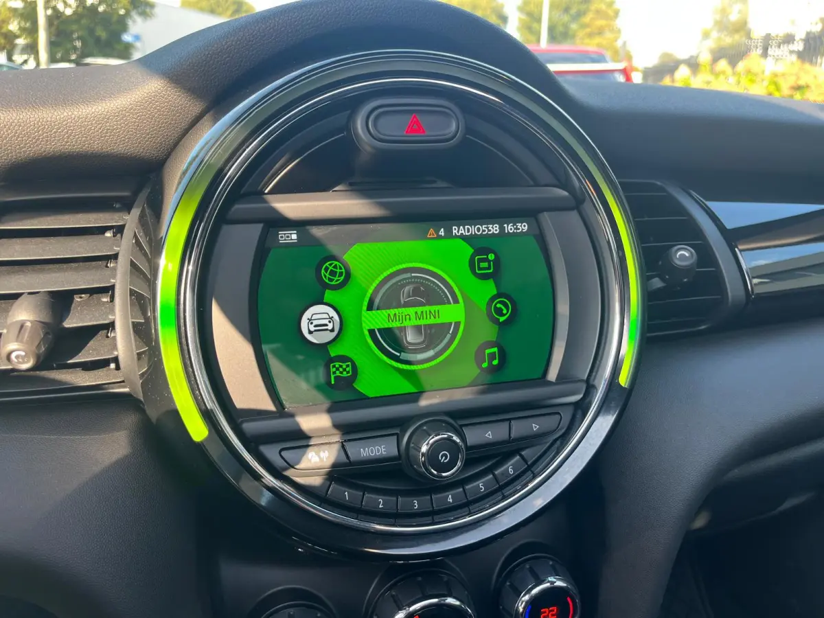 1.5 Cooper | Leder | Panoramadak | Navi