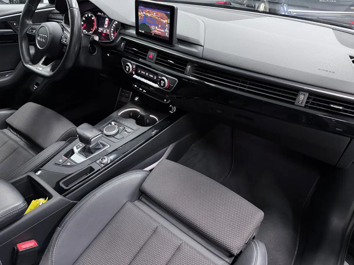 1.4 TFSI Sport S line edition 2X S-LINE NAVI/ECC/PDC/CRUISE/LED///