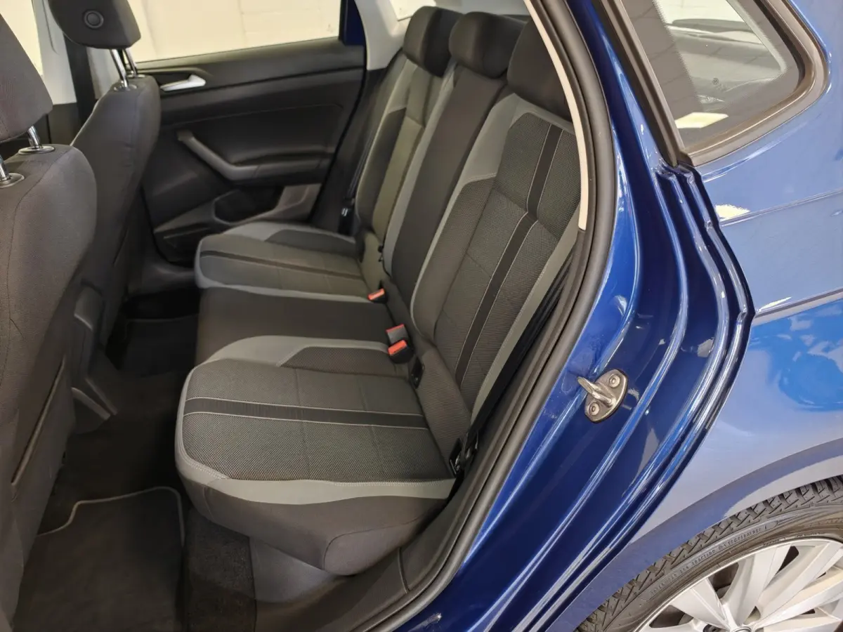 1.0 TSI Highline DSG Allseason Clima Carplay Cruise adaptief