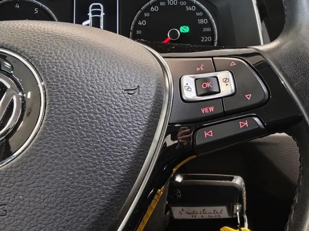 1.0 TSI Highline DSG Allseason Clima Carplay Cruise adaptief