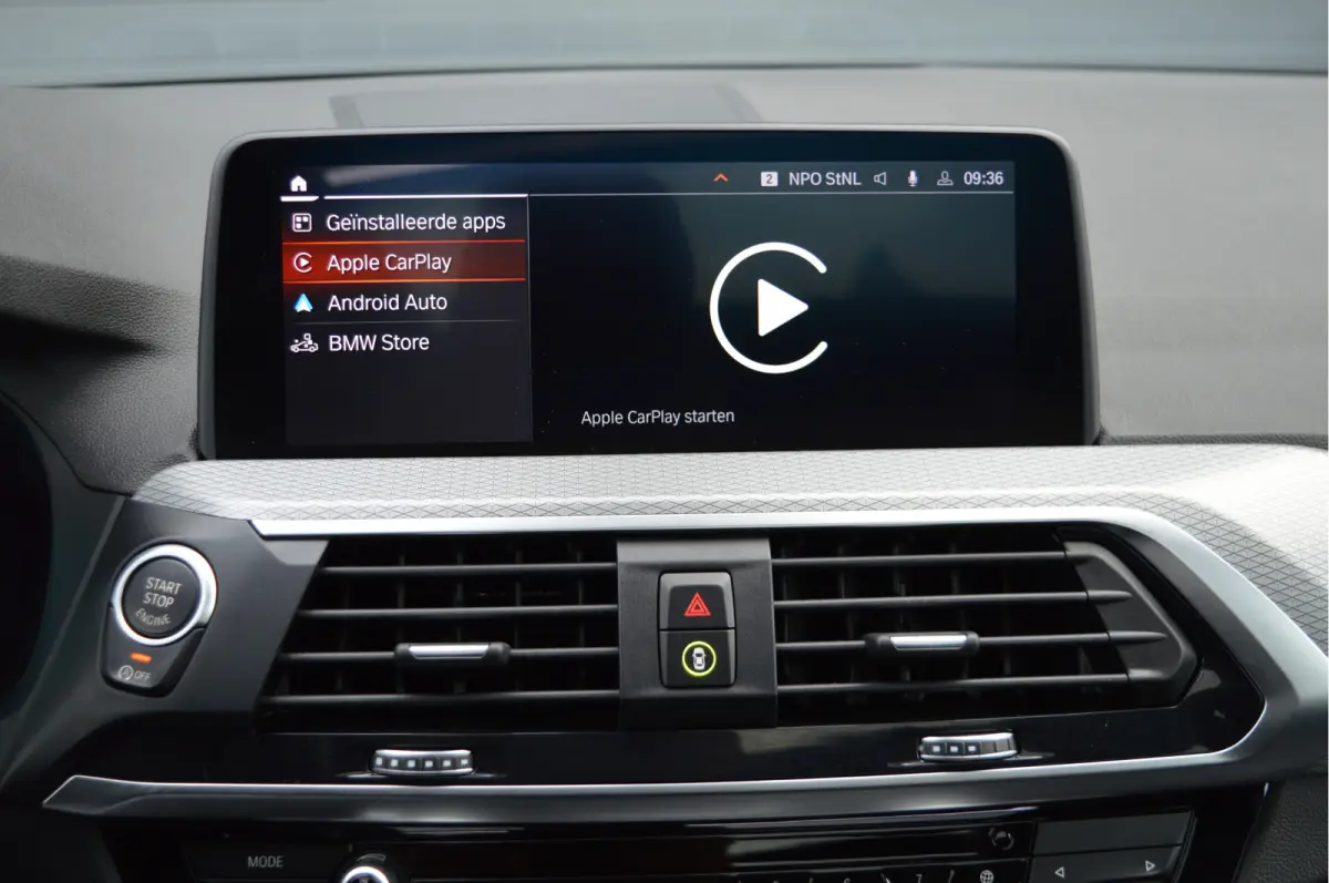xDrive20i High Executive Edition | M-PAKKET | PANO | TREKHAAK | LED | CAM |