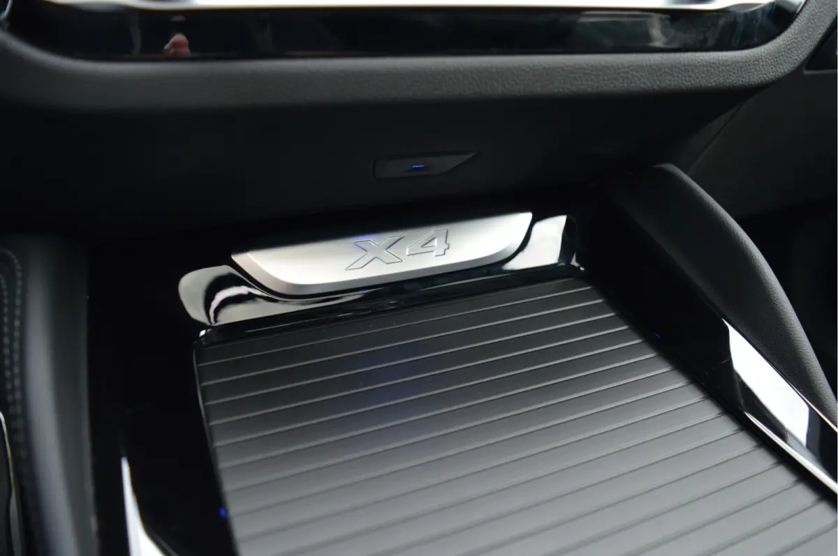 xDrive20i High Executive Edition | M-PAKKET | PANO | TREKHAAK | LED | CAM |