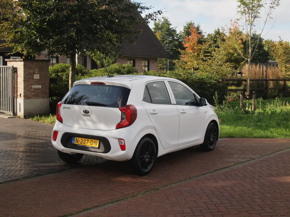 1.0 DPi ComfortLine 5p | 5 Persoons | Airco | Cruise Control | Zwarte Velgen | NL-Auto |
